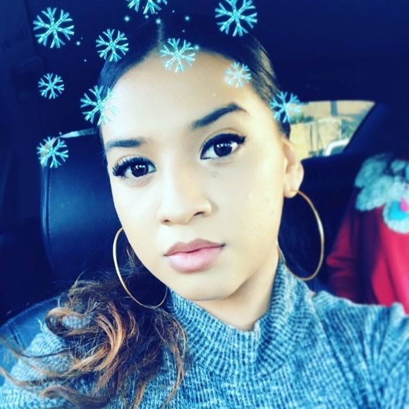 Meet your Posher, Yuri - Picture 1 of 1